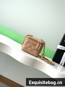 CHANEL Lambskin Small Vanity with Chain AP3941 Light tan