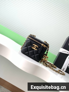 CHANEL Lambskin Small Vanity with Chain AP3941 black