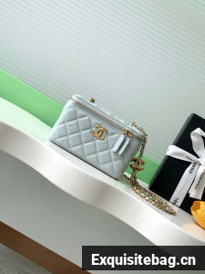 CHANEL Lambskin Vanity with Chain AP3940 Light blue