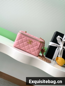 CHANEL Lambskin Vanity with Chain AP3940 pink