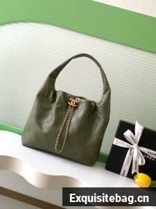 CHANEL Large Hobo Bag AS5967 green