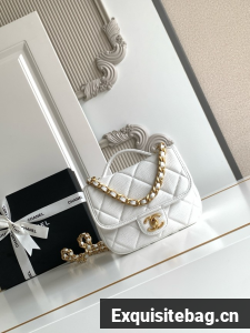 CHANEL Wallet On Chain AP5146 white