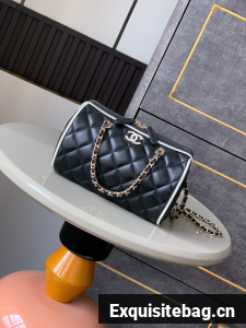 Chanel CLUTCH WITH CHAIN AP4515 Black&White