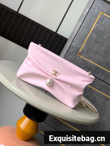 Chanel CLUTCH WITH CHAIN AP4613 pink