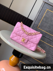 Chanel Grained Calfskin Shoulder Bag AS5330 pink