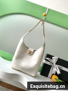 Chanel HOBO HANDBAG AS5403 white