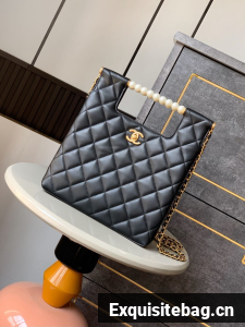 Chanel Medium TOTE AS5413 white