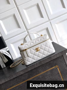 Chanel Vanity with Chain 26C AP4936 WHITE