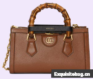 GUCCI DIANA SMALL SHOULDER BAG 735153 Brown