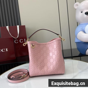 Gucci GG Emblem small bucket bag 815118 pink