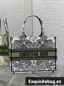 DIOR BOOK TOTE White and green Butterfly Around The World Embroidery M1296ZE