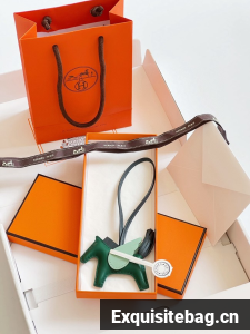 Hermes Charm H4599-3