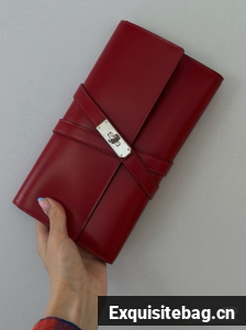 Hermes swift Leather Clutch 37568 red