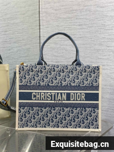 Medium Dior Book Tote Dior Oblique Embroidery and Calfskin M1324CZ-2