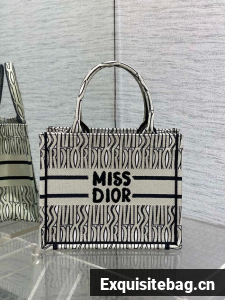 Small Dior Book Tote white and Black Miss Dior Allover Embroidery M1265Z