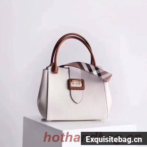 BURBERRY Medium Banner tote bag 0221 white