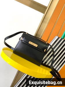 Saint Laurent MINI MANHATTAN IN LEATHER 727766 black