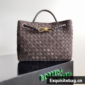 Bottega Veneta Medium Andiamo Suede 766016 Fondant