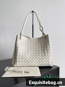 Bottega Veneta Parachute 826212 Sea salt&Brass finish