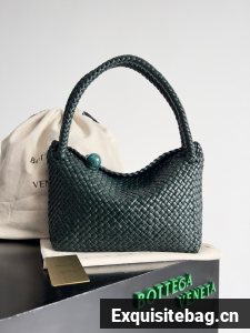 Bottega Veneta Tosca 716974 green&green