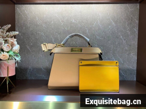 FENDI PEEKABOO ISEEU MEDIUM leather bag 8BN321A6 apricot