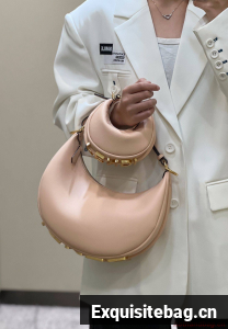 Fendi Praphy Original Leather Big Logo Bag 80056M 80056S Pink