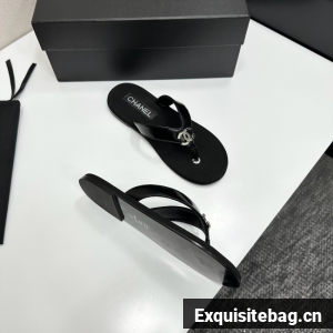 Chanel Thongs 21032-4