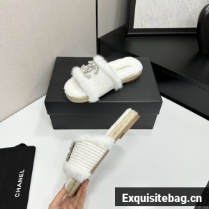 Chanel Casual sandals 69879-3