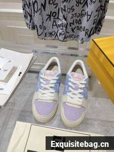 Fendi Shoes FDS00110