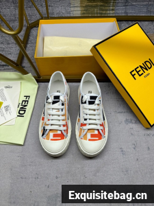 Fendi WOMENS Flat shoes 11987-2