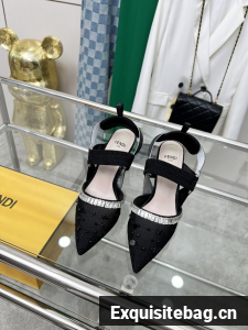 Fendi WOMENS SANDAL 44966-14