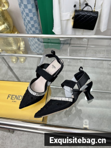 Fendi WOMENS SANDAL 44966-15