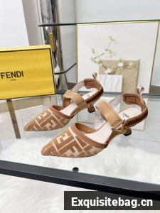 Fendi WOMENS SANDAL 44966-3