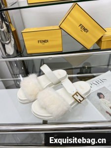 Fendi WOMENS SANDAL 44967-11