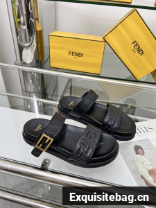 Fendi WOMENS SANDAL 44967-5