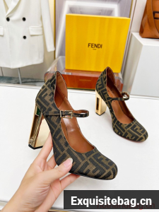 Fendi Delfina Dove gray leather high-heeled court shoes 93658-3