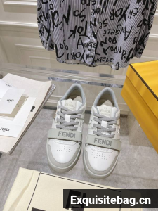 Fendi Shoes FDS00105