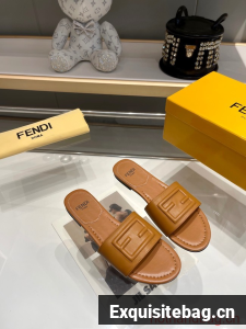 Fendi Slippers 93593-3