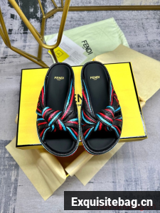 Fendi Feel raffia slides 93667-1