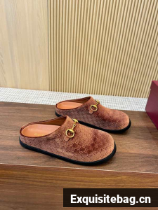 Gucci Shoes GUS00881 Heel 2CM