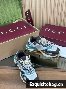 Gucci Womens GG sneaker 45108-2