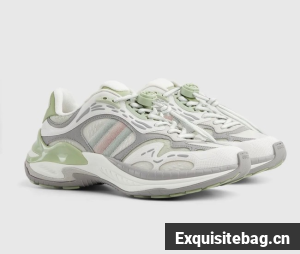 Gucci Womens GG sneaker 45108-6