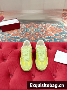 Gucci Womens Gucci Shift sneaker 45075-11
