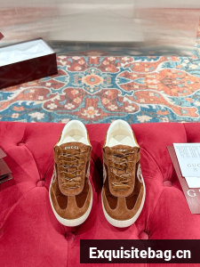 Gucci Womens Gucci Shift sneaker 45075-3