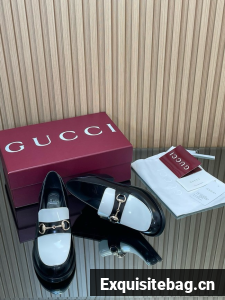 Gucci Womens heeled loafer with Horsebit 45109-1