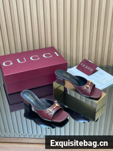 Gucci Womens slide sandal with Horsebit 55706-4