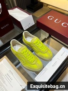 Gucci Womens sneaker 45069-1