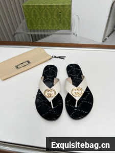 Gucci WOMENS THONG SANDAL WITH DOUBLE G 55296-9