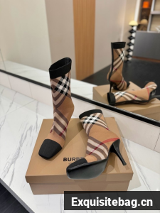 BurBerry Ankle Boot 87214-3