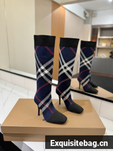 BurBerry High Boot 87215-1